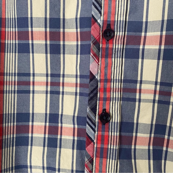 Stile Benetton plaid shirt w/ unique cuff design and ability to roll. Well made. - Picture 5 of 11